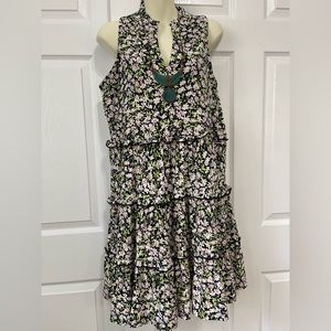 Tommy Hilfiger
Black Floral V-
Neck
Sleeveless
Tiered Dress
SIZE 8brand new tag